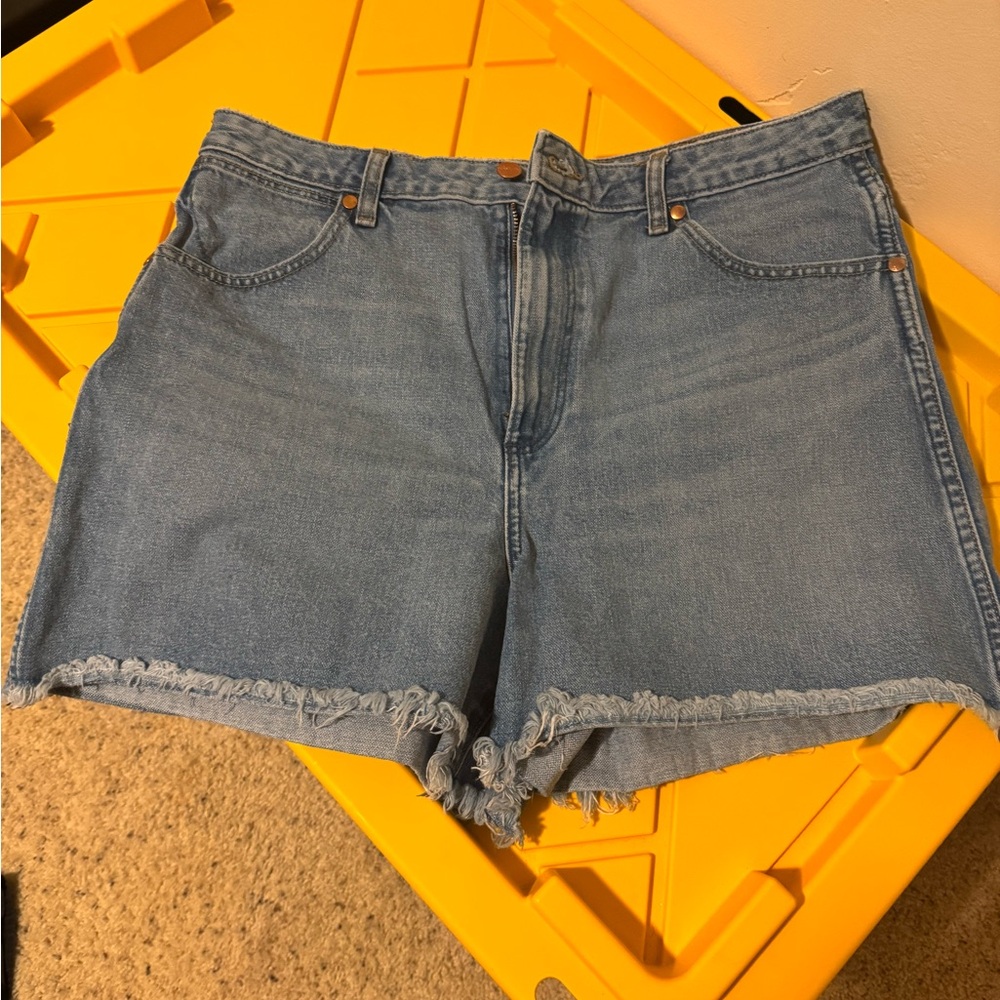 Wranglers Women’s Shorts.